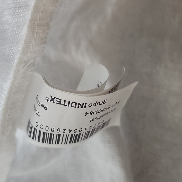 Zara White  Textured Top - Picture 9 of 11